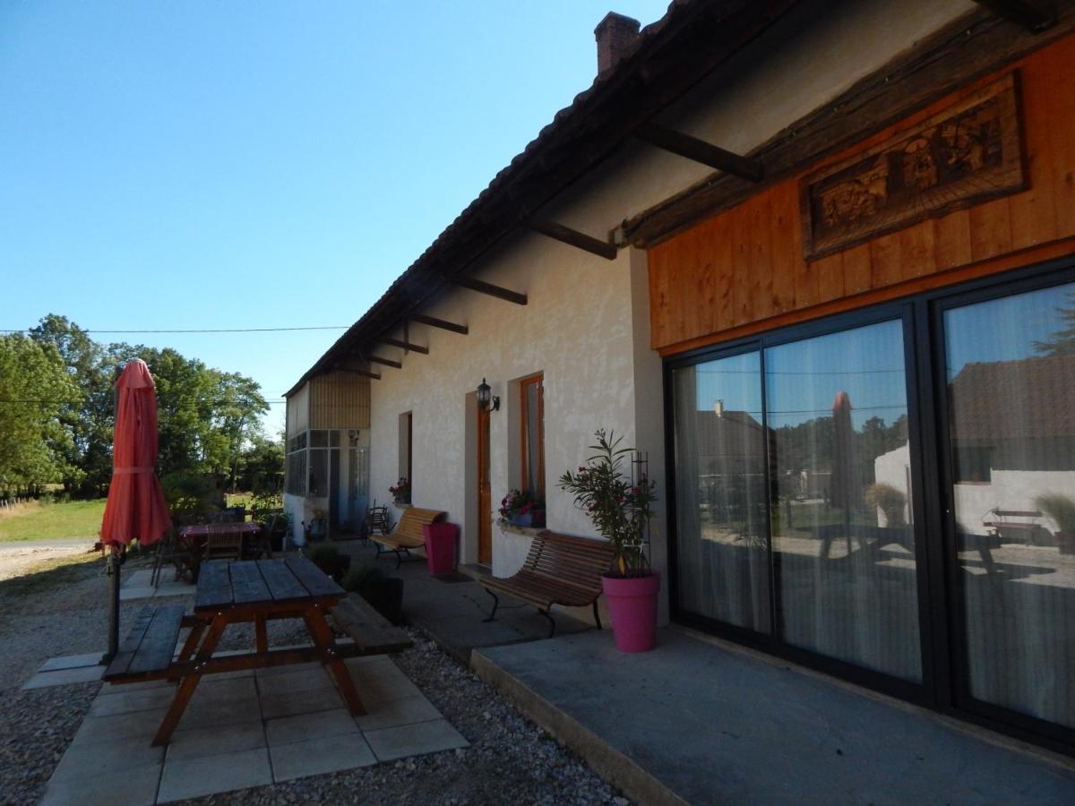 Gite Chez Marcel Et Bea La Chapelle-Saint-Sauveur  Экстерьер фото